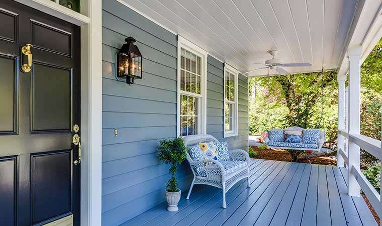 Wel Decorate Office Space